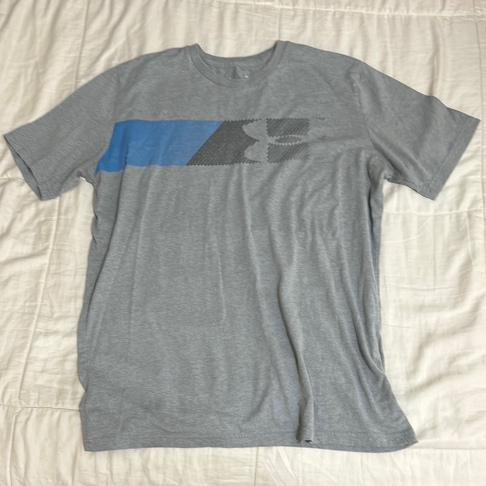 Under Armour Men's Gray T-Shirt with Blue Accent